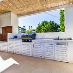 La Mar - Managed By Almarina Willa